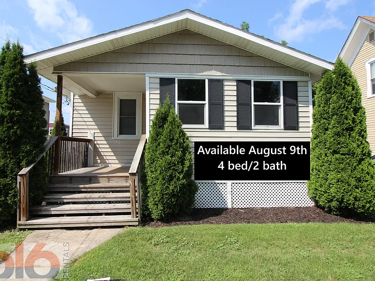 813 Douglas St NW — Photo 1