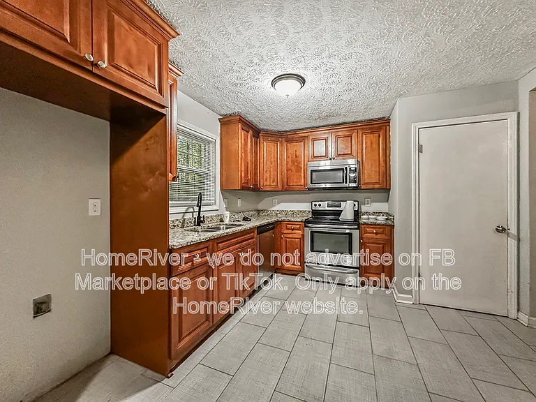 4187 Clearview Dr — Photo 9