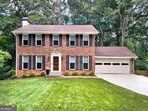 120 Lakeland Way, Roswell, GA 30076