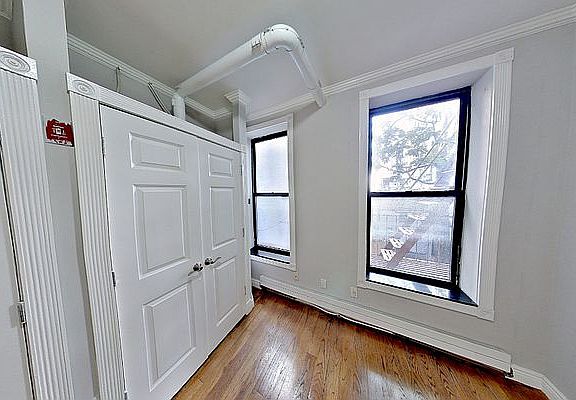 3rd image of 44 Avenue B APT 2C