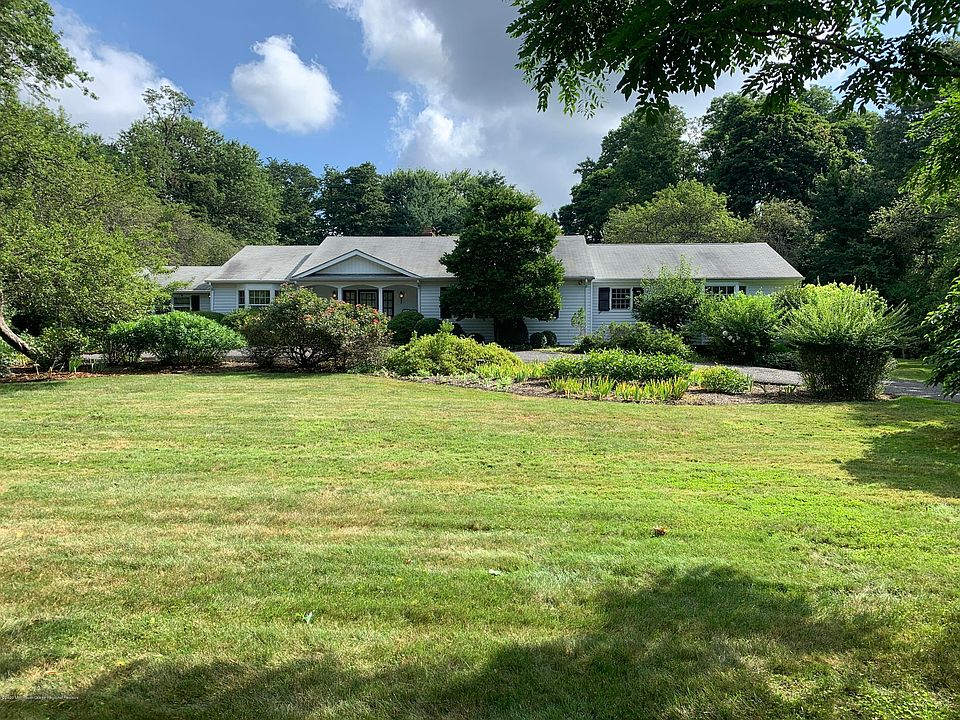 1st image of 5 Sailers Way E