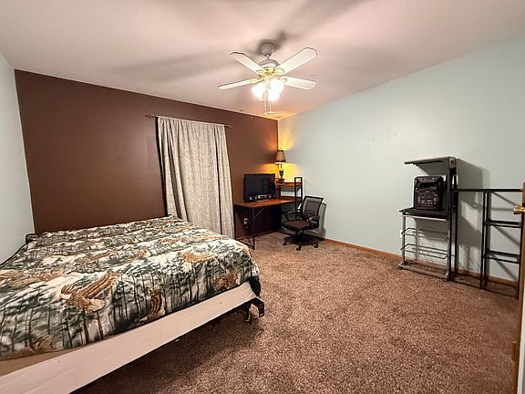 3rd image of 2150 Shenandoah Dr