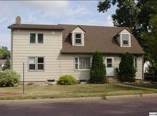 511 E Spring St, Redwood Falls, MN 56283