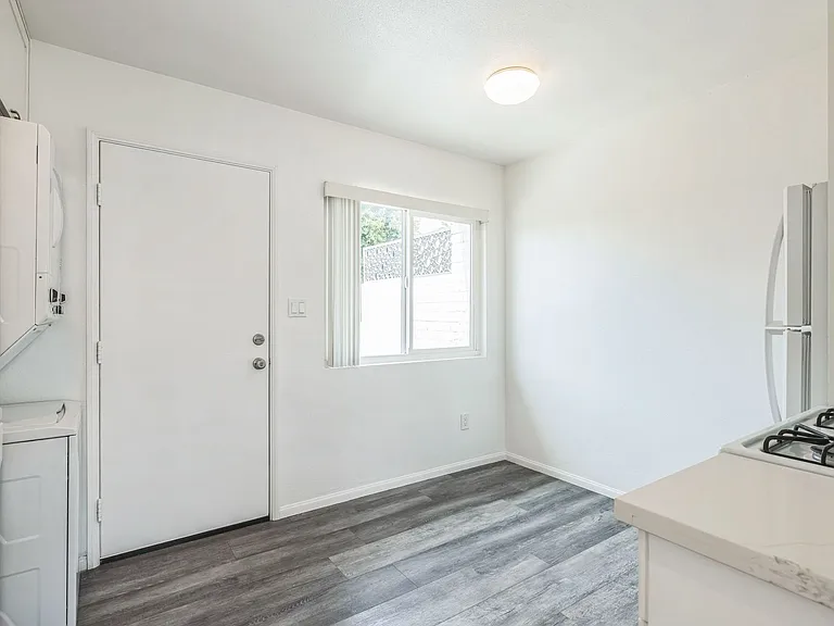 520 S. Desert View Drive — Photo 20