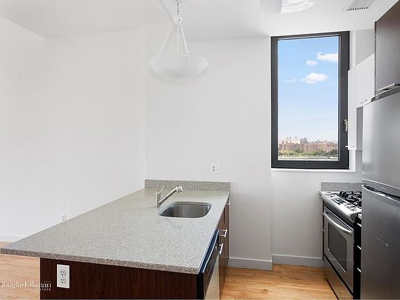 2nd image of 390 Wythe Ave APT 6B