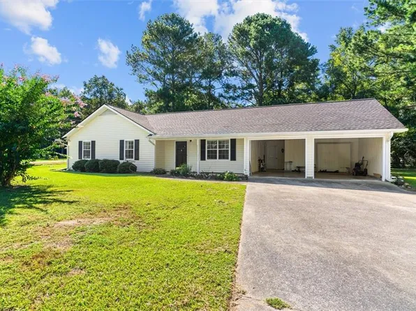 261 Liberty Ln SW, Calhoun, GA 30701