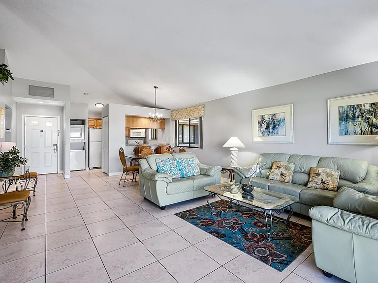 406 Club Dr — Photo 14