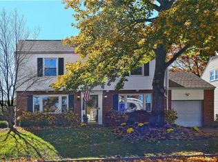 2136 Briargate Ln, Saint Louis, MO 63122