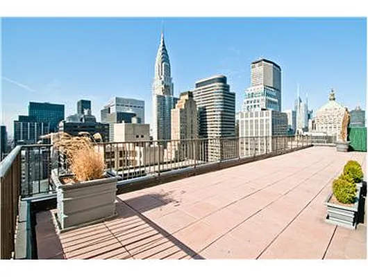 Rented by Douglas Elliman | media 4