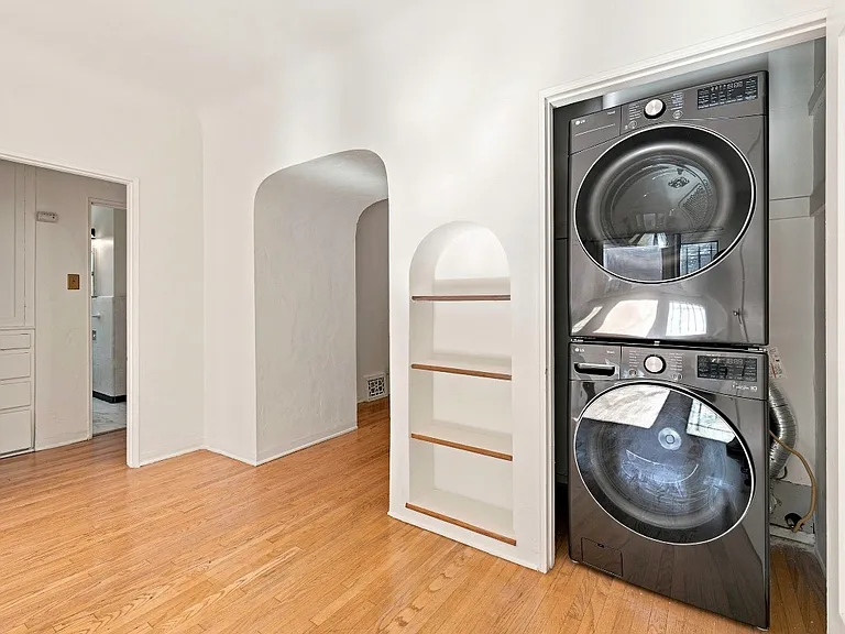 3121 E 5th St #3121 — Photo 12