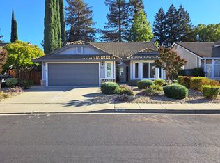 357 Shannon Dr, Vacaville, CA 95688