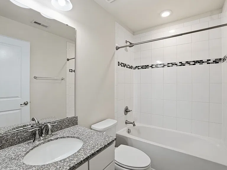 3047 Potomac River Pkwy — Photo 17