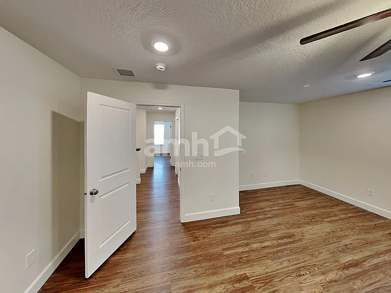 2422 E Tumbleweed Rd — Photo 9
