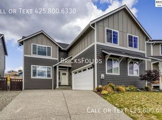 1052 Banyan St, Bremerton, WA 98310