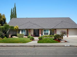 1935 Richert Ave, Clovis, CA 93611