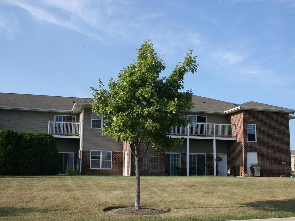 1st image of 6738 102nd St Unit C