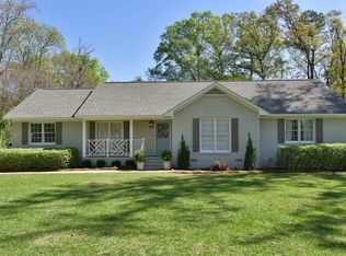 2322 E Doublegate Dr, Albany, GA 31721