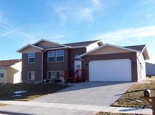 1919 Rain Drop Cir, Spearfish, SD 57783