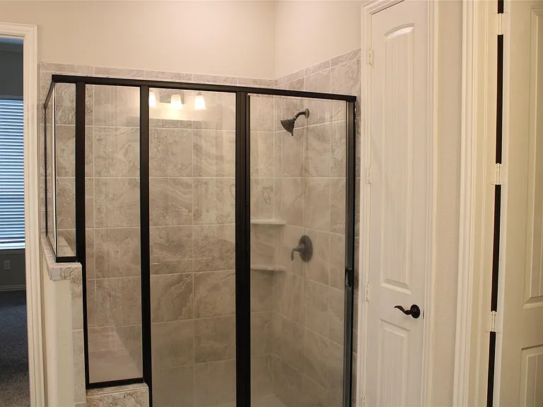 21911 Avalon Queen Dr — Photo 10