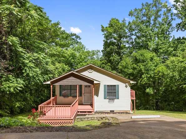 2331 Ridgecrest Dr, Chattanooga, TN 37406
