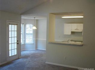 2827 Longspur Dr, Charlotte, NC 28105