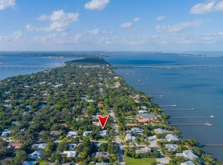 85 S Sewalls Point Rd, Sewalls Pt, FL 34996