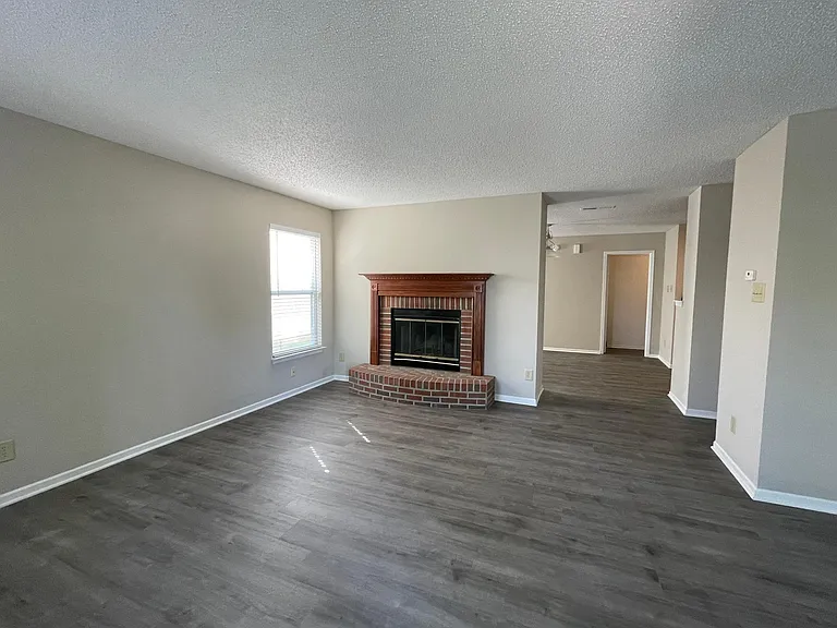 12691 Endurance Dr — Photo 5