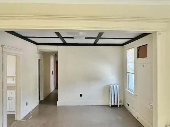 16 Stuyvesant Ave #2R, Newark, NJ 07106