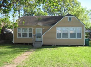 212 N Oak St, Sweeny, TX 77480