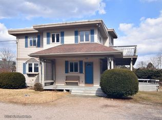 250 N Niantic Dr, Charlestown, RI 02813