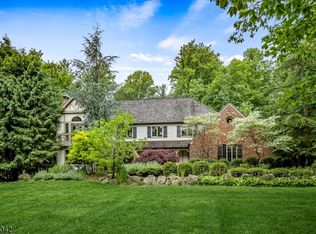 760 Backhus Estate Rd, Glen Gardner, NJ 08826