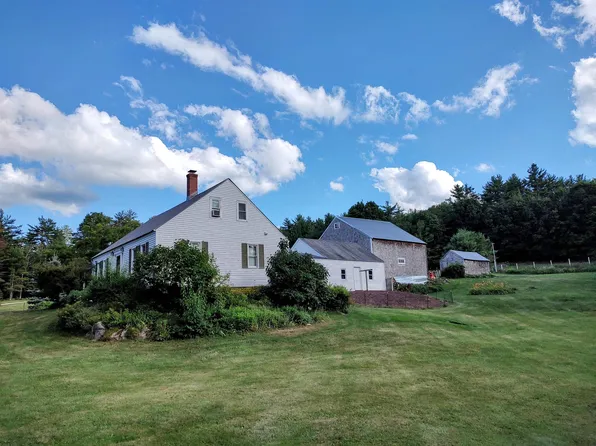 211 Middleton Road, Wolfeboro, NH 03894-4426