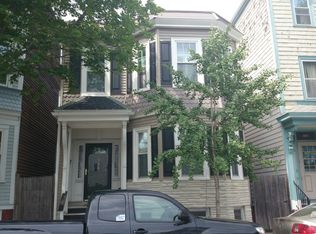 726-728 E 7th St UNIT 201, South Boston, MA 02127