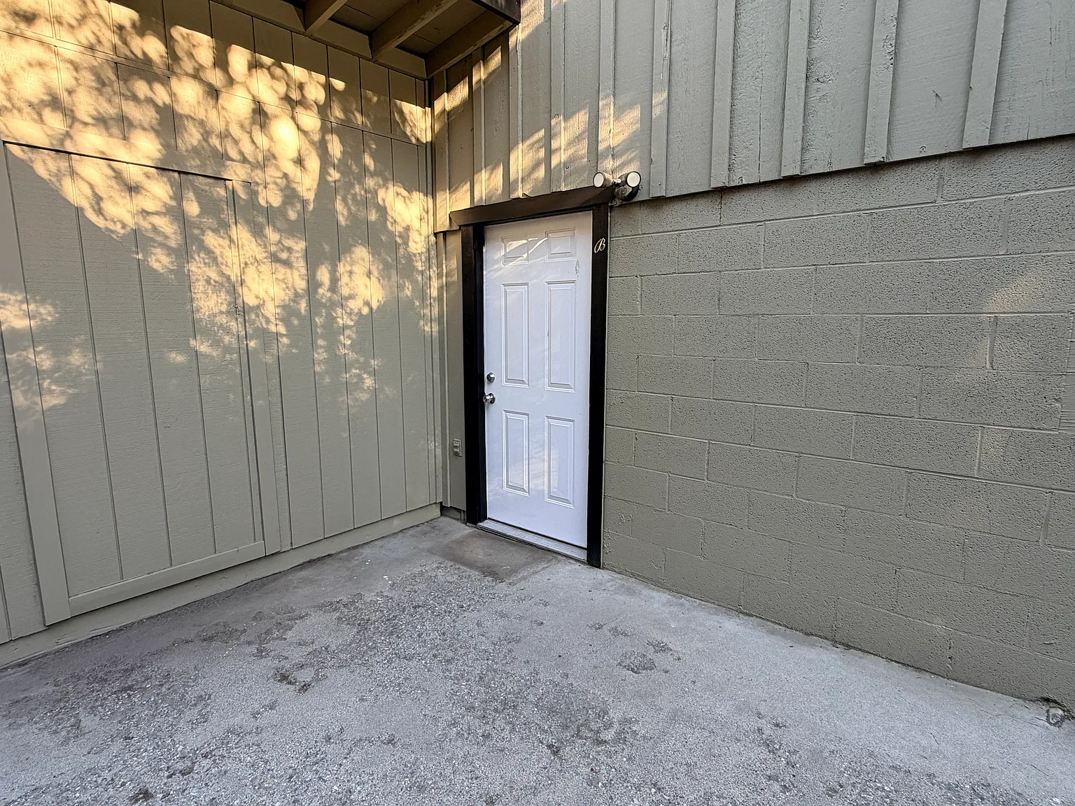 1 bed, 450 sqft, $1,200 — Photo 1
