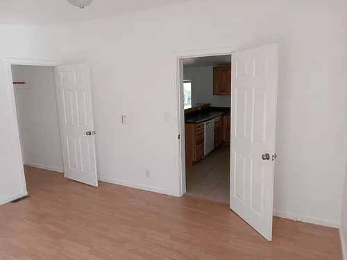 134 Parkway Dr Photo 1