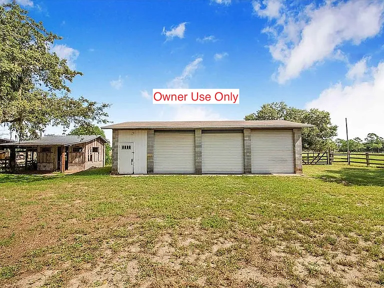 4854 E Hinson Ave — Photo 35