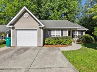 1610 Harper Spring Dr, Clemmons, NC 27012