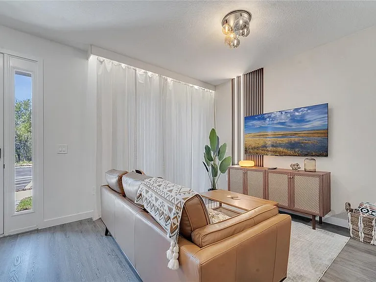 3205 Energy Dr — Photo 8