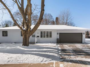 585 North Perry Parkway, Oregon, WI 53575