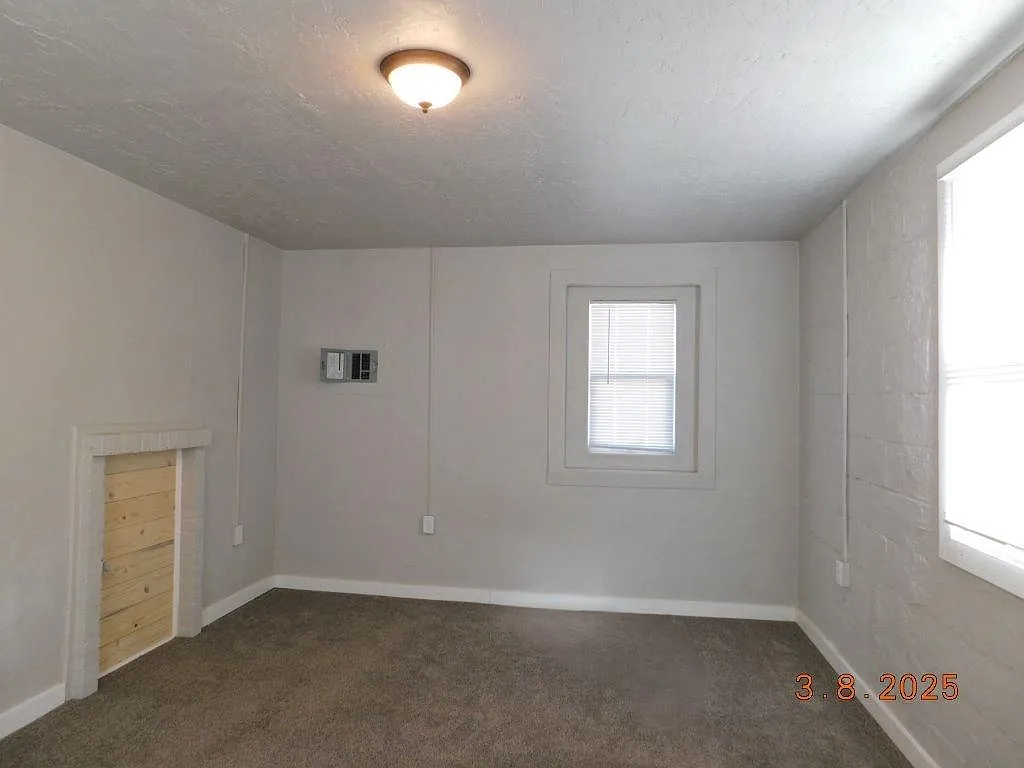 1 bed, 700 sqft, $700 — Photo 2