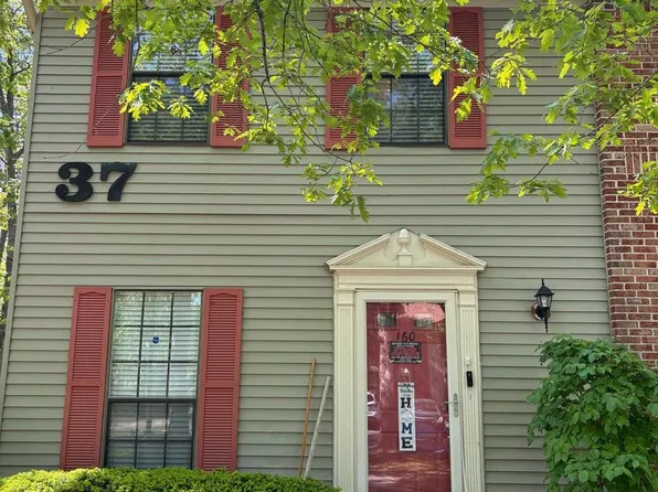 160 Patriots Ct, Absecon, NJ 08205