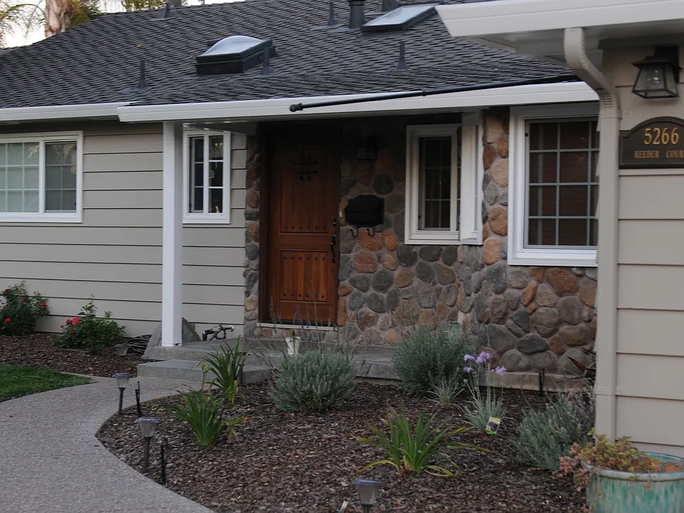 5266 Reeder Ct