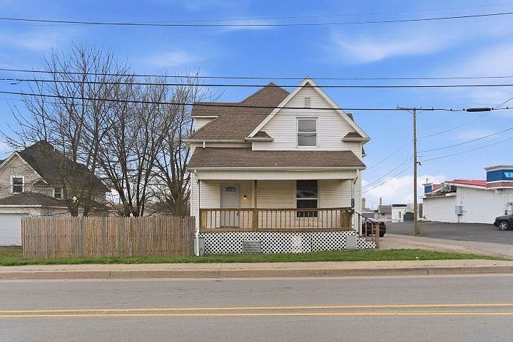 1st image of 119 S 18th St
