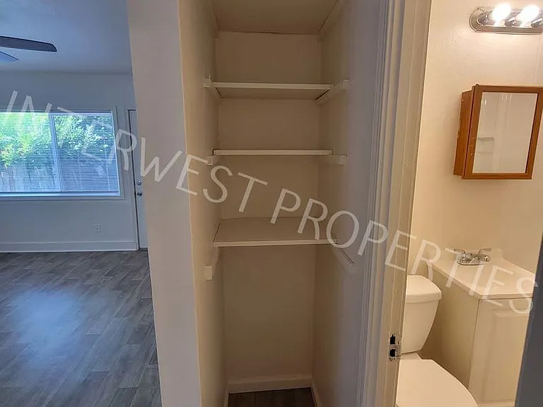 2622 SE 84th Ave — Photo 11