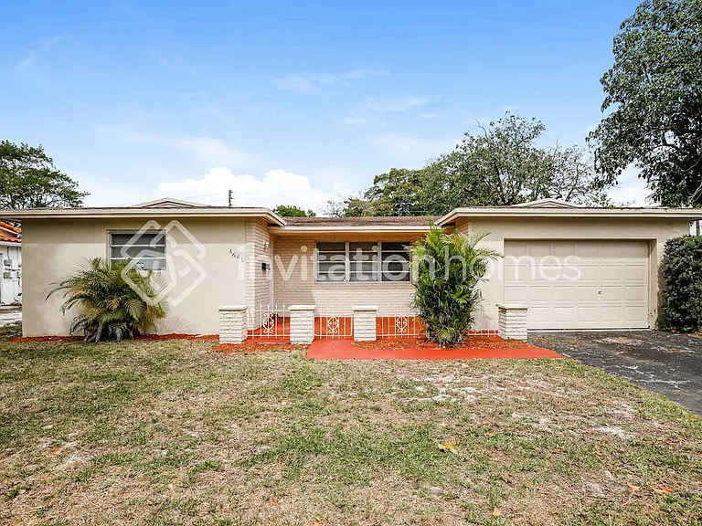 4641 NW 7th Dr — Photo 1