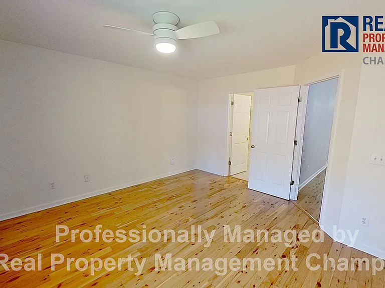 3825 Mayfield Ct — Photo 13
