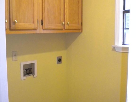 5th image of 7195 Broken Hickory Dr