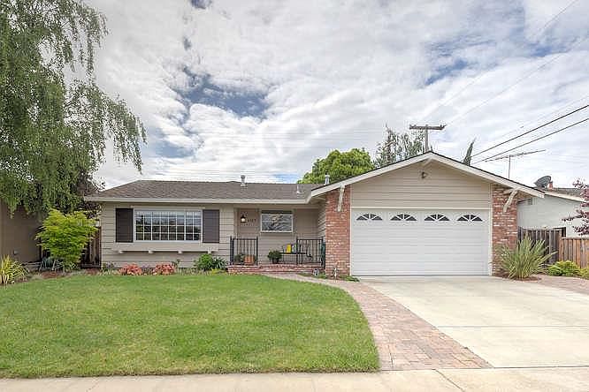 1st image of 4029 Briarglen Dr