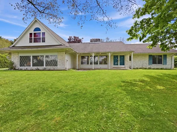 1318 Robinwood Dr, Clarion, PA 16214