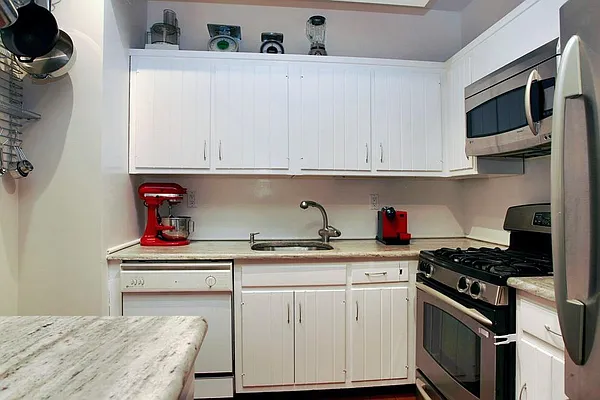 Sold by Corcoran | media 10